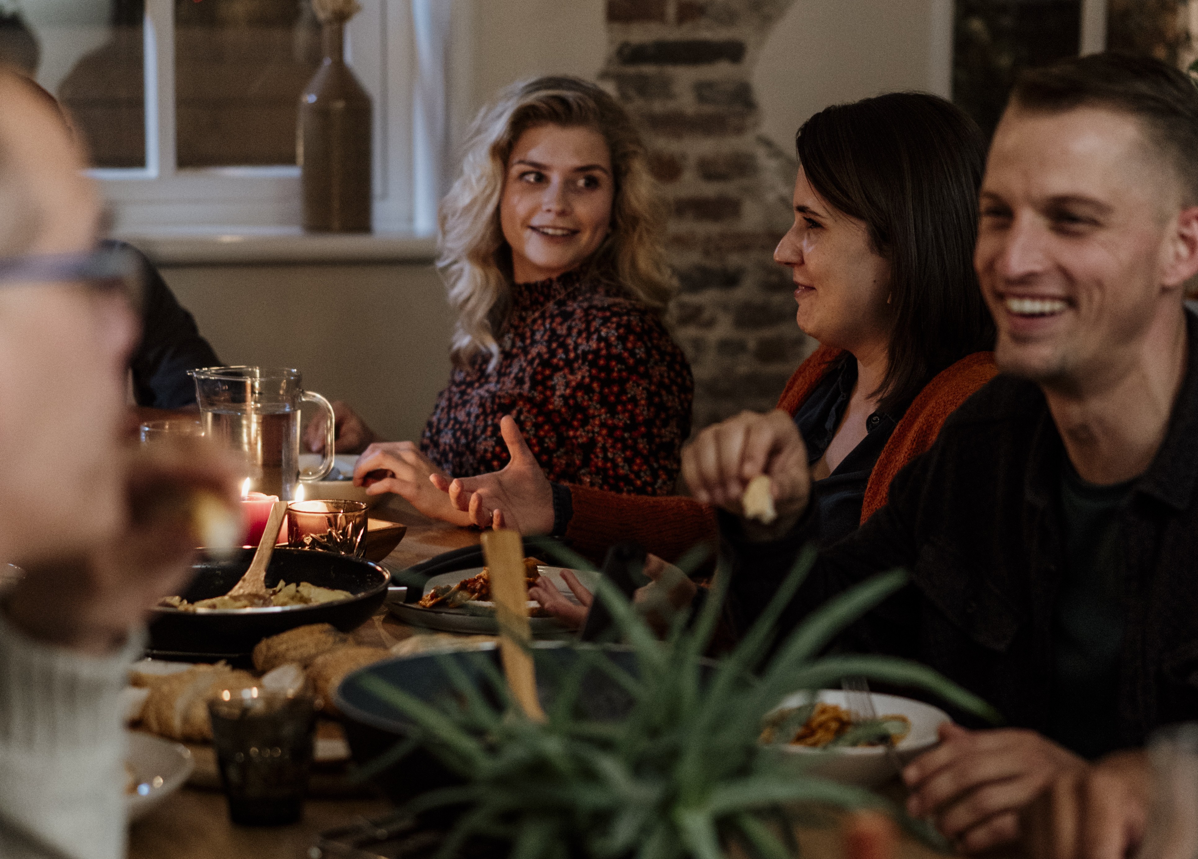 Samen eten en ontmoeten tijdens Alpha